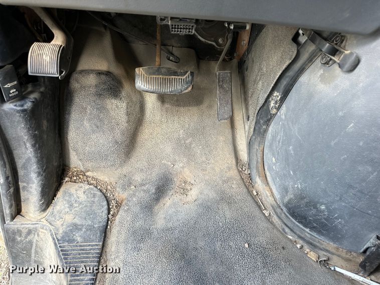 image for item OE9162 2006 Ford E150 van