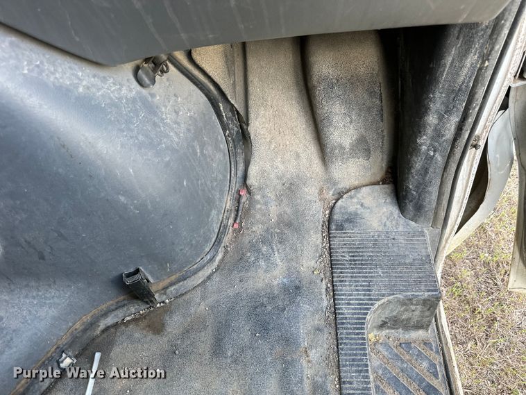 image for item OE9162 2006 Ford E150 van