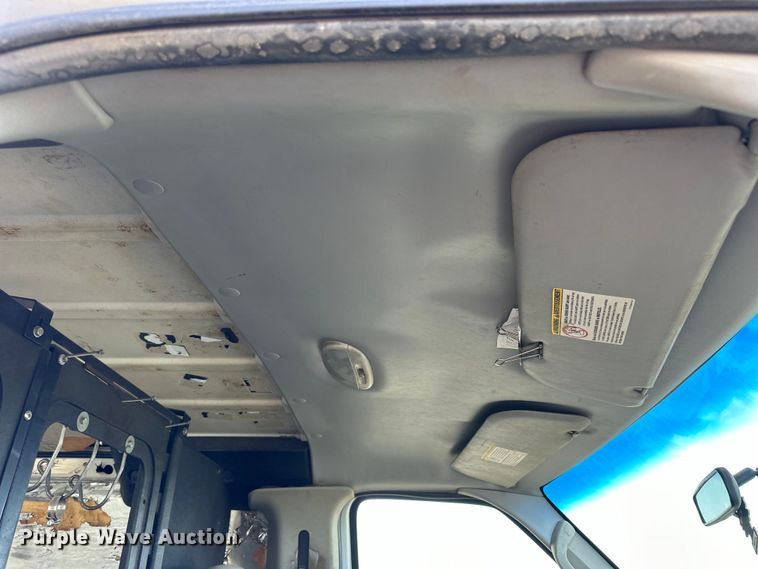 image for item OE9162 2006 Ford E150 van