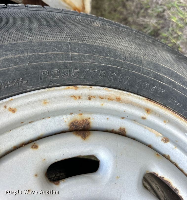 image for item OE9162 2006 Ford E150 van