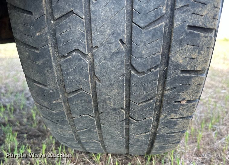 image for item OE9162 2006 Ford E150 van