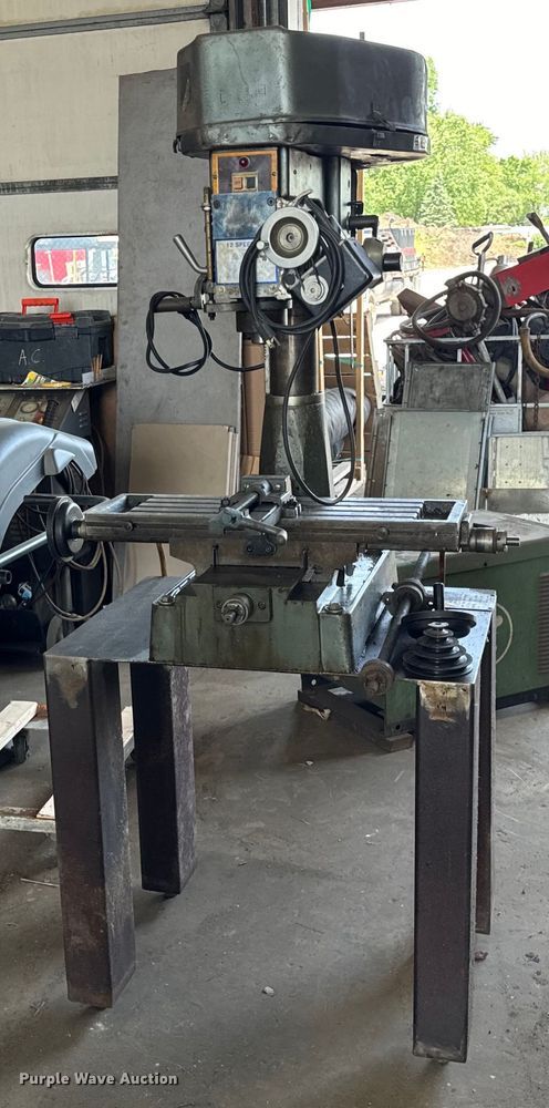 image for item OG9552 Menards DL300-160 drill and milling machine 