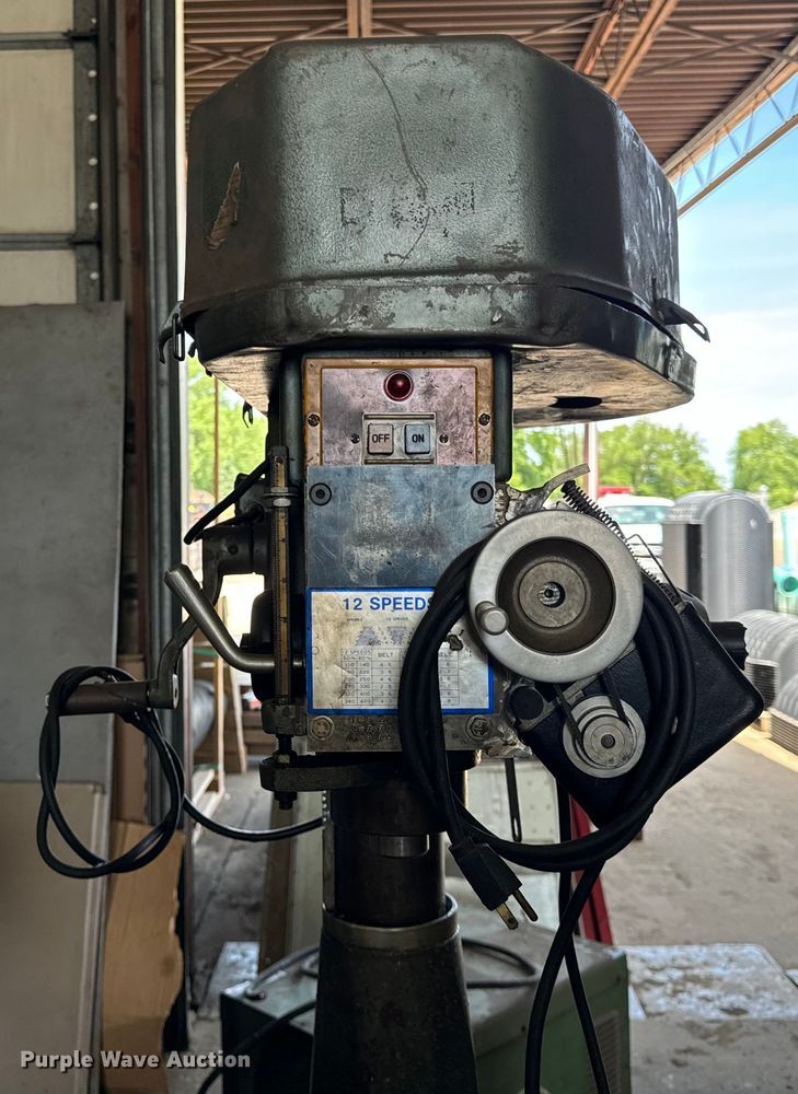 image for item OG9552 Menards DL300-160 drill and milling machine 