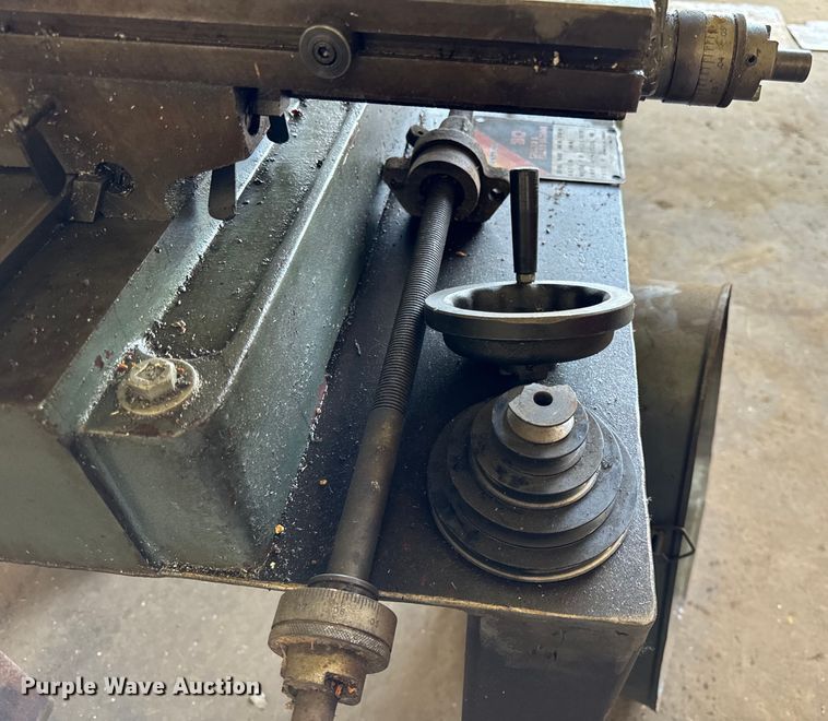 image for item OG9552 Menards DL300-160 drill and milling machine 