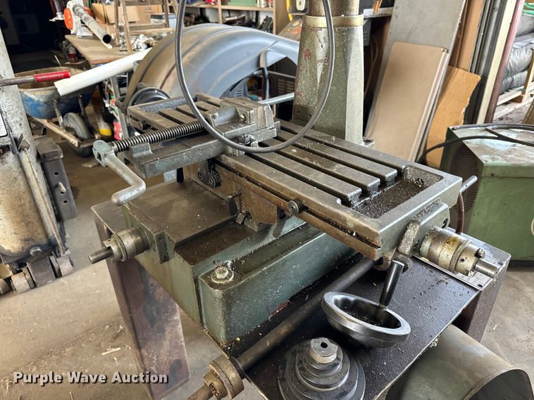 image for item OG9552 Menards DL300-160 drill and milling machine 