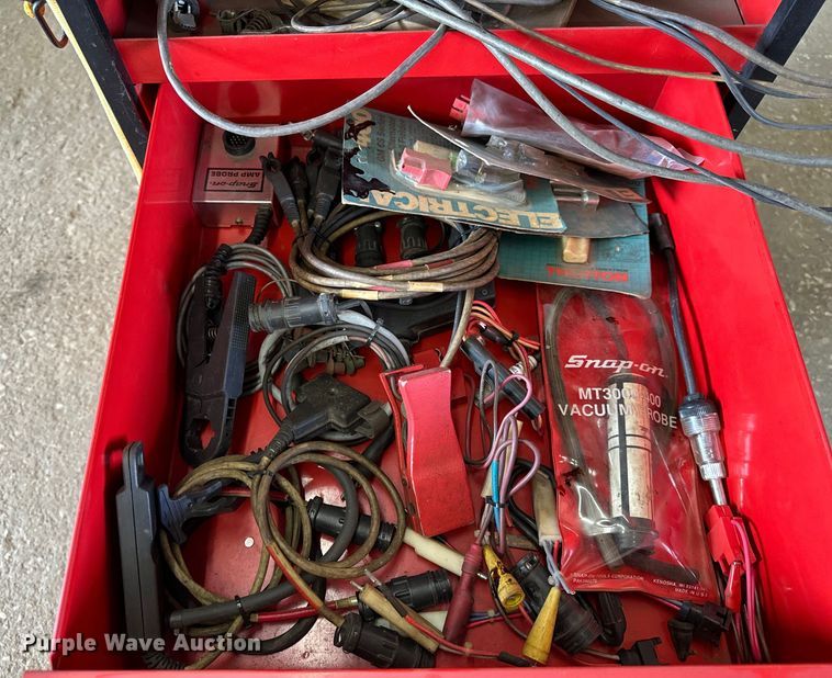 image for item OG9553 Snap on MT3000 digital oscilloscope