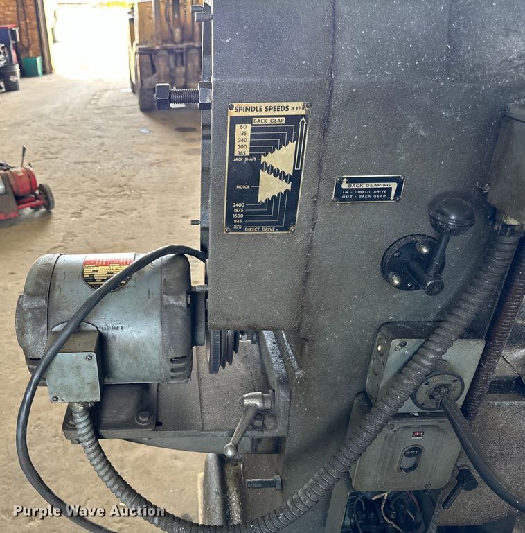 image for item OG9555 Rockwell 21-120 milling machine