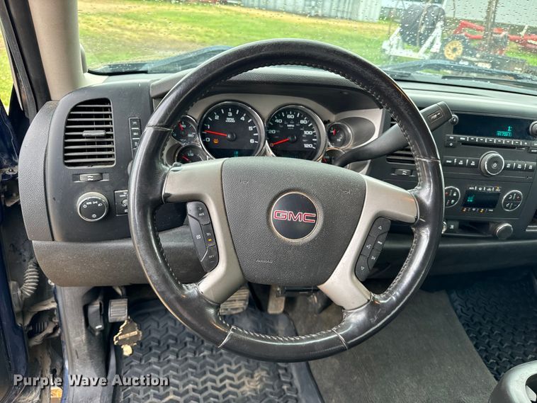 image for item OG9565 2008 GMC  Sierra 1500 Crew Cab pickup truck