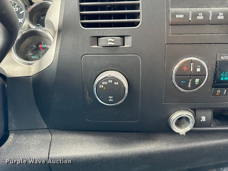 image for item OG9565 2008 GMC  Sierra 1500 Crew Cab pickup truck