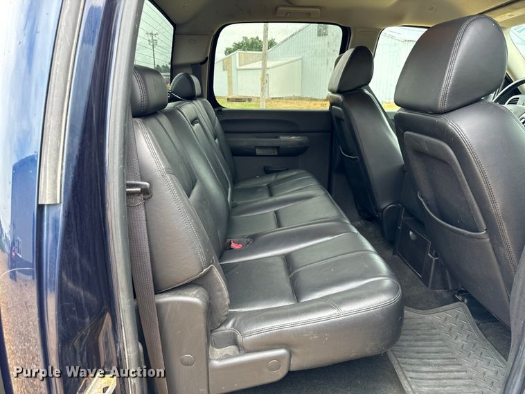 image for item OG9565 2008 GMC  Sierra 1500 Crew Cab pickup truck