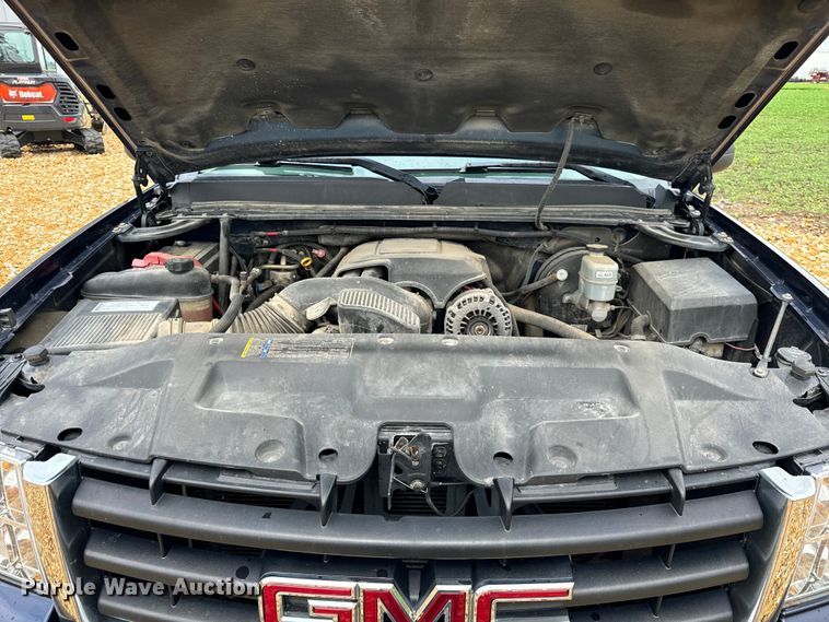 image for item OG9565 2008 GMC  Sierra 1500 Crew Cab pickup truck