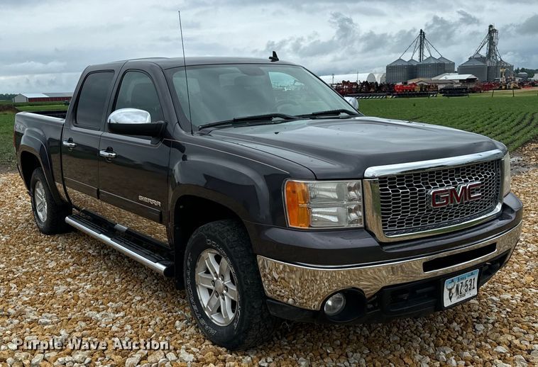 image for item OG9566 2011 GMC Sierra 1500 Crew Cab pickup truck