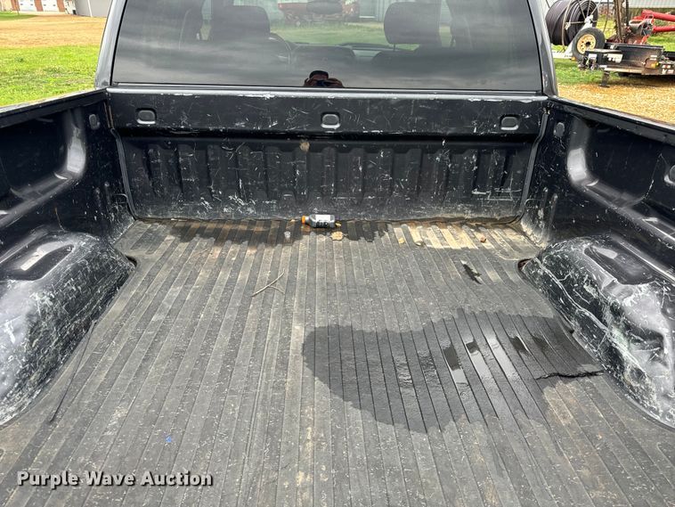 image for item OG9566 2011 GMC Sierra 1500 Crew Cab pickup truck