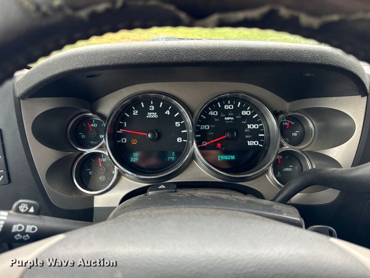 image for item OG9566 2011 GMC Sierra 1500 Crew Cab pickup truck