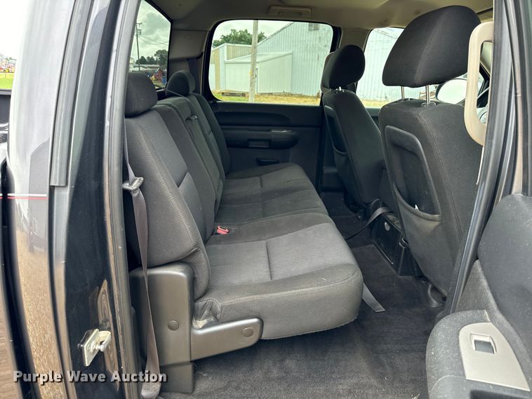 image for item OG9566 2011 GMC Sierra 1500 Crew Cab pickup truck