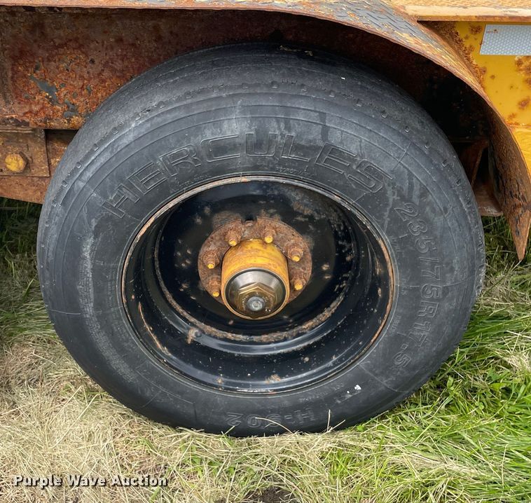 image for item OG9971 2010 Butler  tilt deck equipment trailer