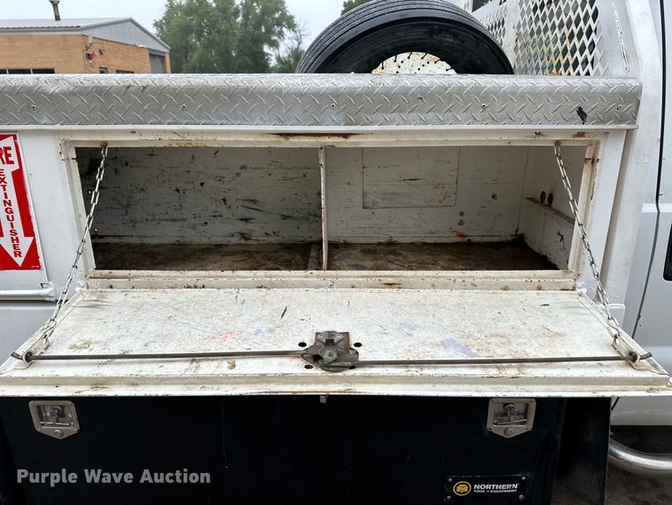 image for item OI9207 2009 Ford F450 Super Duty utility / service truck