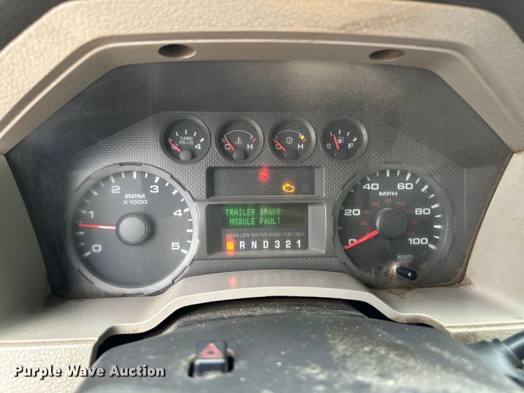 image for item OI9207 2009 Ford F450 Super Duty utility / service truck