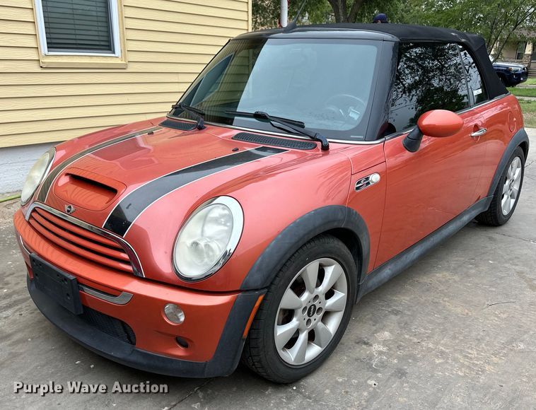 image for item OI9214 2007 Mini Cooper S convertible