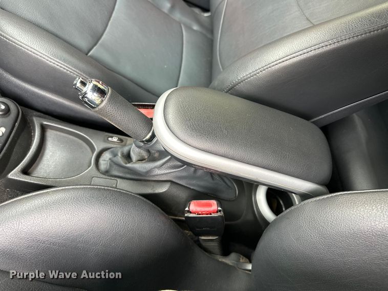 image for item OI9214 2007 Mini Cooper S convertible