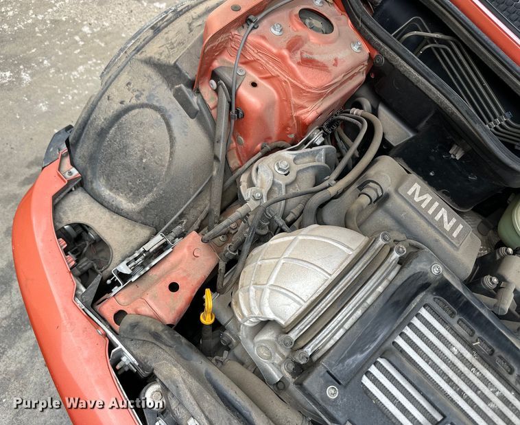 image for item OI9214 2007 Mini Cooper S convertible