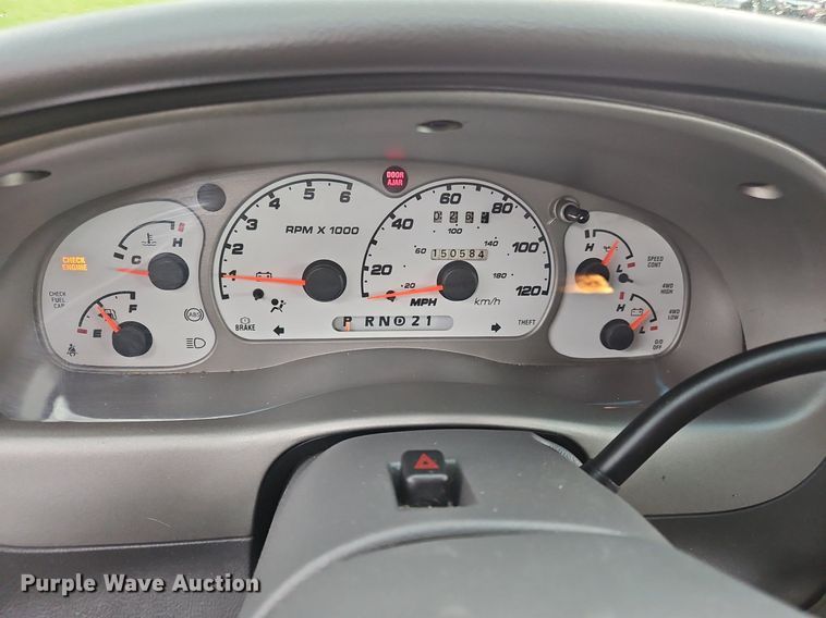 image for item OK9886 2002 Ford Explorer Sport Trac pickup truck