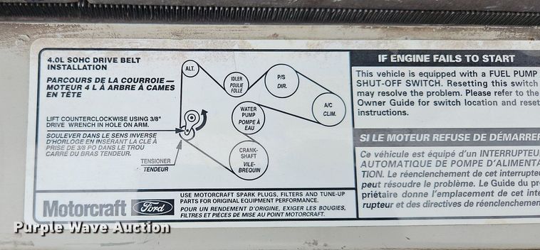 image for item OK9886 2002 Ford Explorer Sport Trac pickup truck