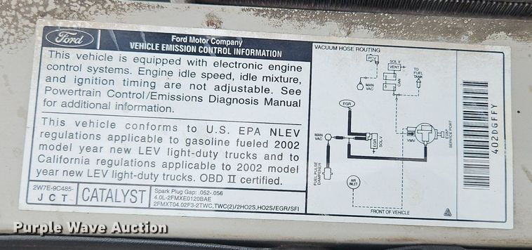 image for item OK9886 2002 Ford Explorer Sport Trac pickup truck