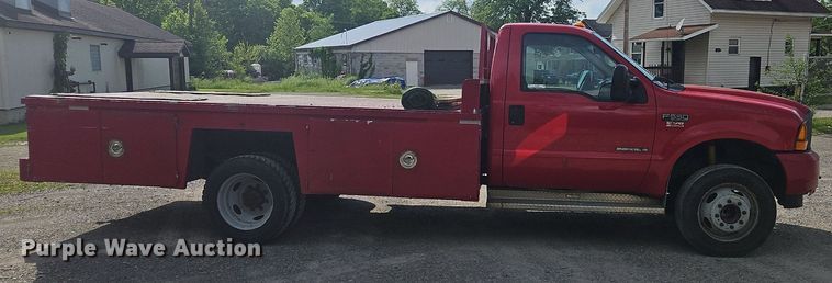 image for item OK9895 2001 Ford F550 Super Duty XL flatbed truck