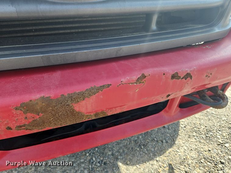 image for item OK9895 2001 Ford F550 Super Duty XL flatbed truck