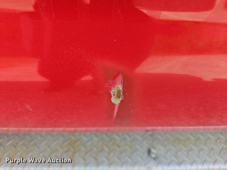 image for item OK9895 2001 Ford F550 Super Duty XL flatbed truck