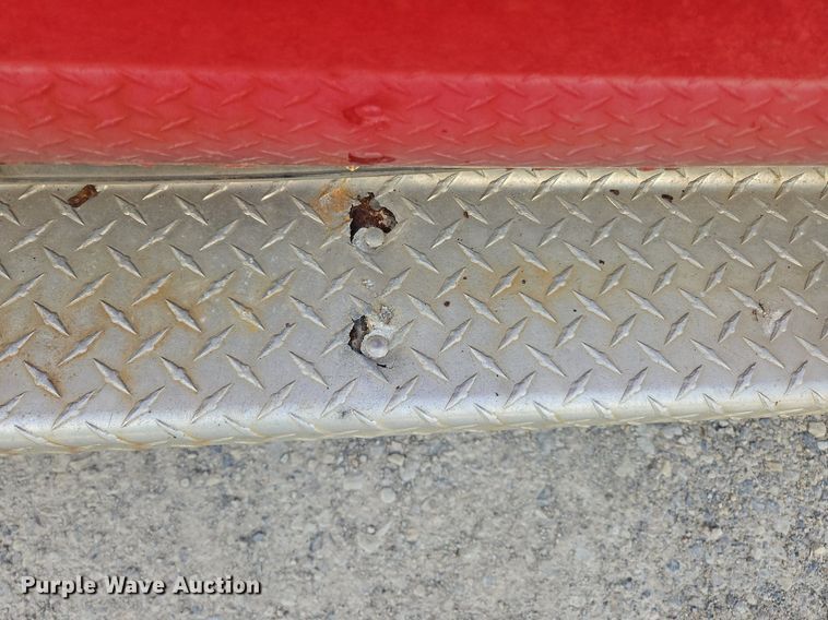 image for item OK9895 2001 Ford F550 Super Duty XL flatbed truck