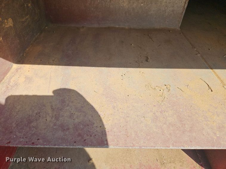 image for item OK9895 2001 Ford F550 Super Duty XL flatbed truck