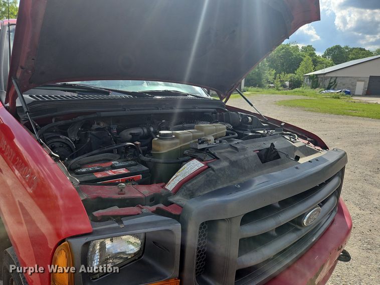 image for item OK9895 2001 Ford F550 Super Duty XL flatbed truck