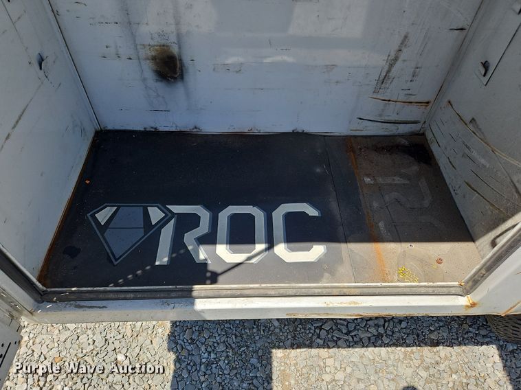 image for item OK9936 2017 Chevrolet  Silverado 3500HD Crew Cab utility bed pickup truck