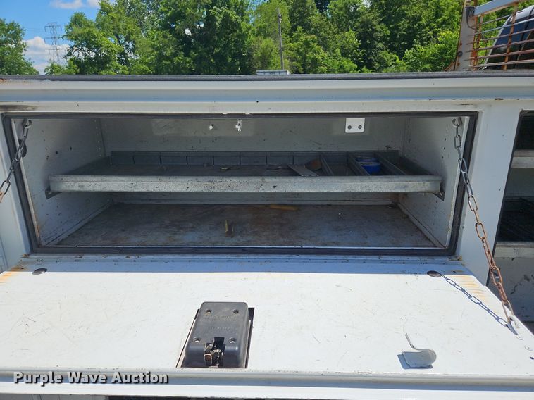 image for item OK9936 2017 Chevrolet  Silverado 3500HD Crew Cab utility bed pickup truck