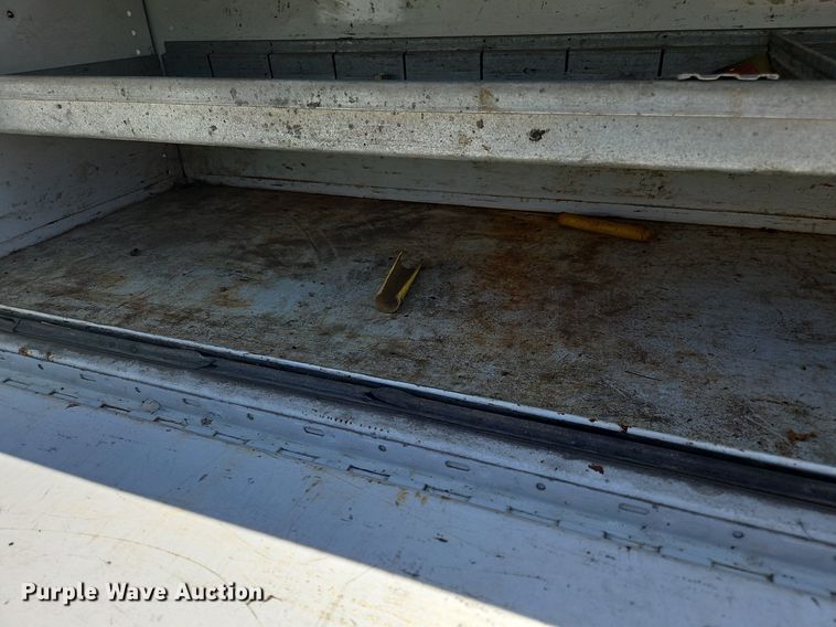 image for item OK9936 2017 Chevrolet  Silverado 3500HD Crew Cab utility bed pickup truck