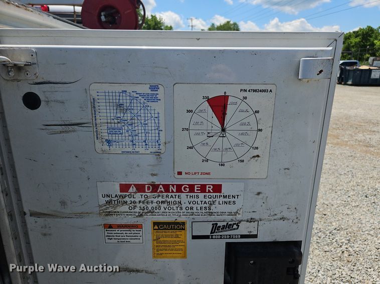 image for item OK9936 2017 Chevrolet  Silverado 3500HD Crew Cab utility bed pickup truck