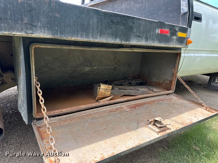 image for item OL9588 1994 Chevrolet C3500 flatbed pickup truck