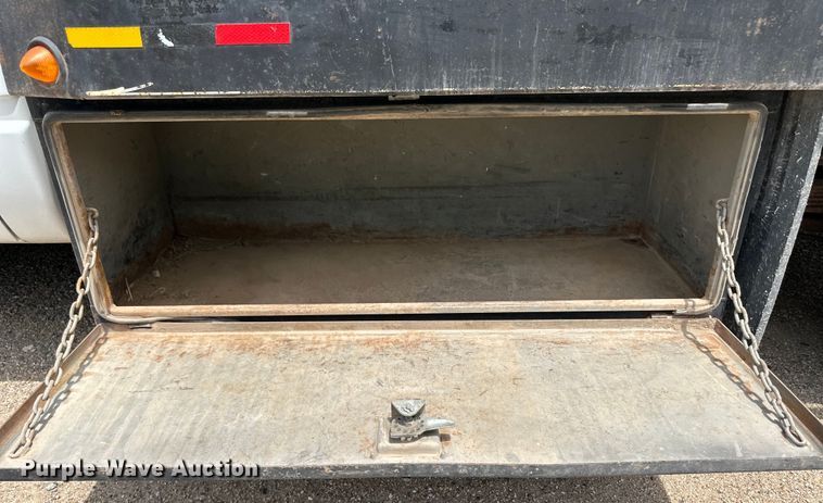 image for item OL9588 1994 Chevrolet C3500 flatbed pickup truck