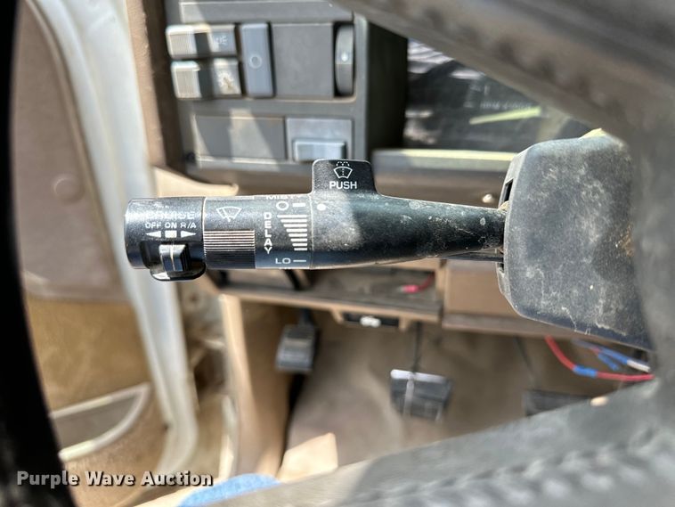 image for item OL9588 1994 Chevrolet C3500 flatbed pickup truck