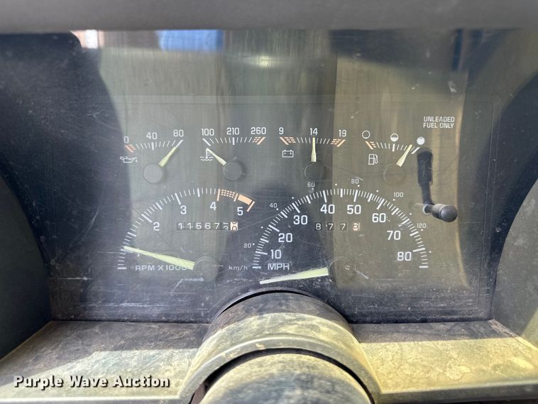 image for item OL9588 1994 Chevrolet C3500 flatbed pickup truck