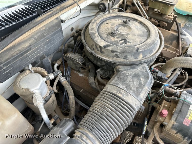 image for item OL9588 1994 Chevrolet C3500 flatbed pickup truck