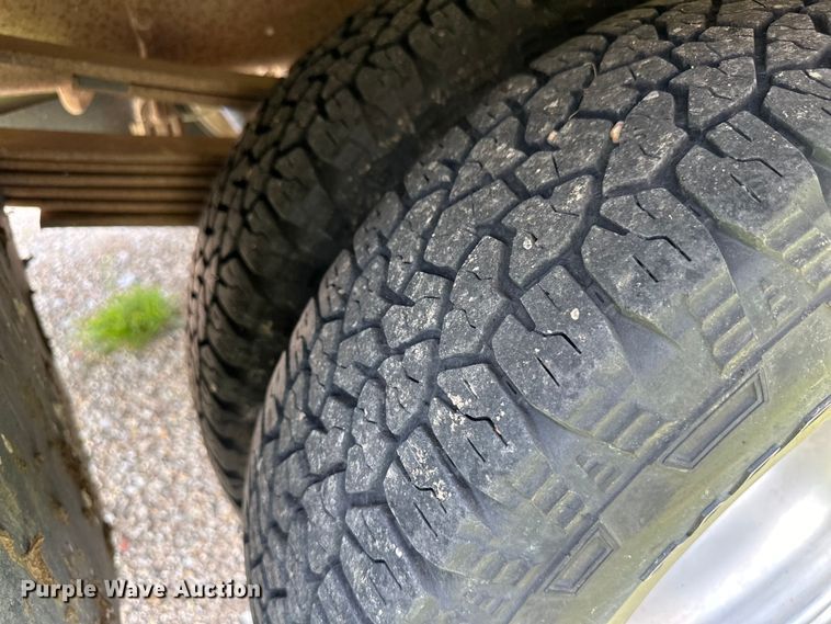 image for item OL9588 1994 Chevrolet C3500 flatbed pickup truck