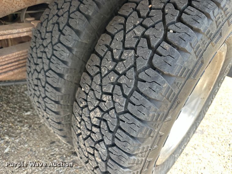 image for item OL9588 1994 Chevrolet C3500 flatbed pickup truck