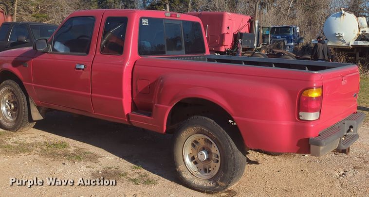 image for item ZA0405 1998 Ford Ranger XLT SuperCab pickup truck