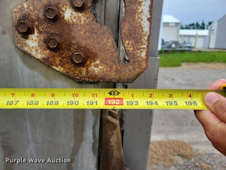 image for item DG0629 2013 Specialty Constructed end dump pup trailer