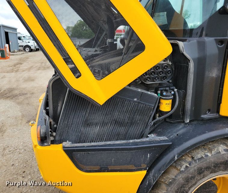 image for item DG0630 2022 JCB 407 wheel loader