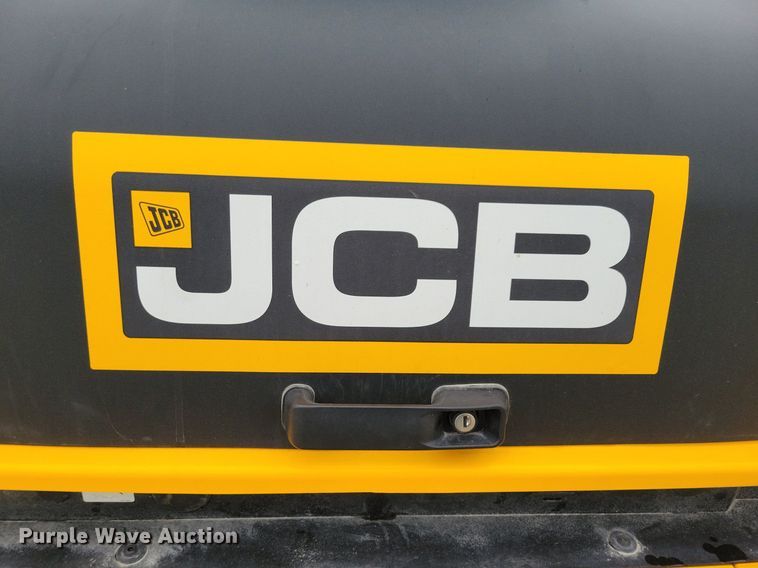 image for item DG0630 2022 JCB 407 wheel loader