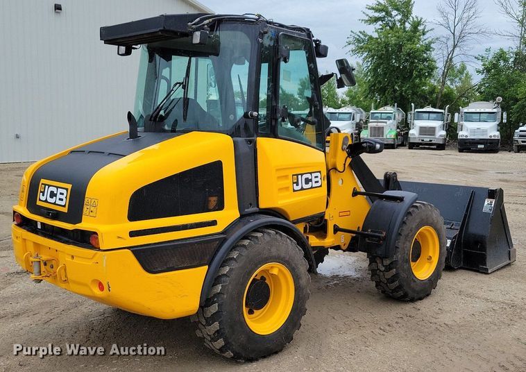 image for item DG0631 2022 JCB 407 wheel loader